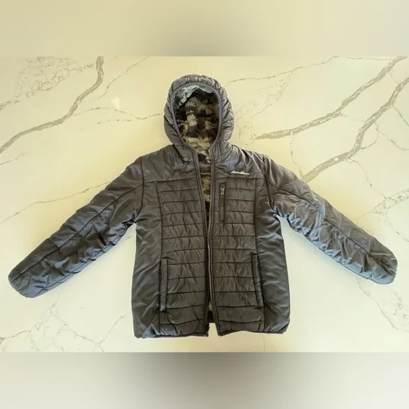 2 Puffer Jackets Size 9-10 - Picture 5 of 7